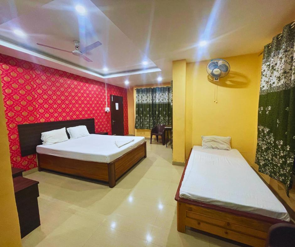 H K Residency Near Kalakshetra Hotel Guwahati Ngoại thất bức ảnh