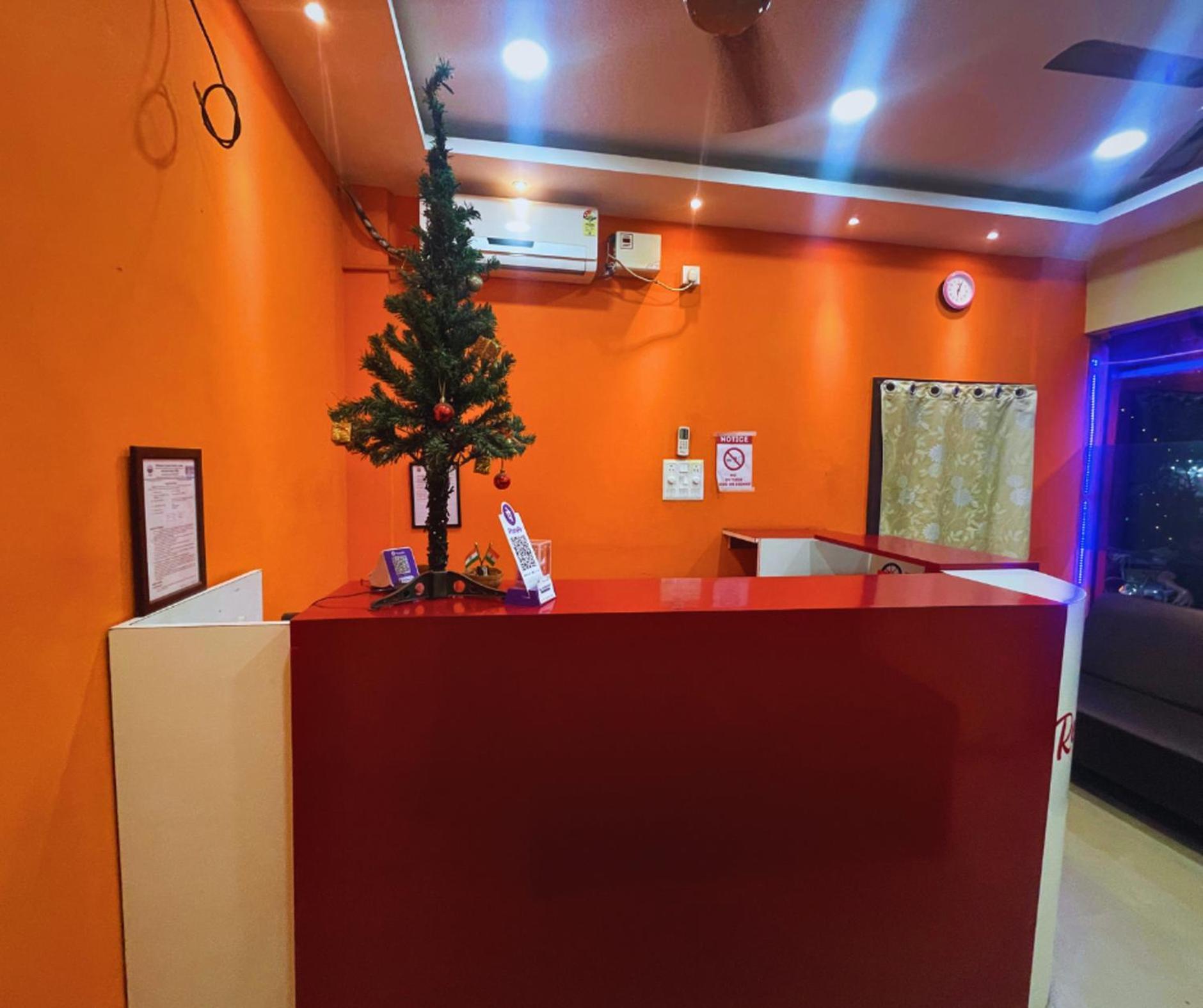 H K Residency Near Kalakshetra Hotel Guwahati Ngoại thất bức ảnh